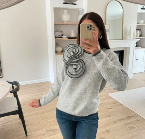 Pull col rond à fleurs