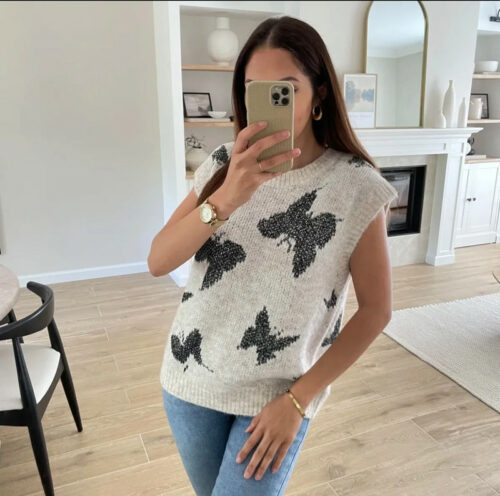 Pull sans manches papillon